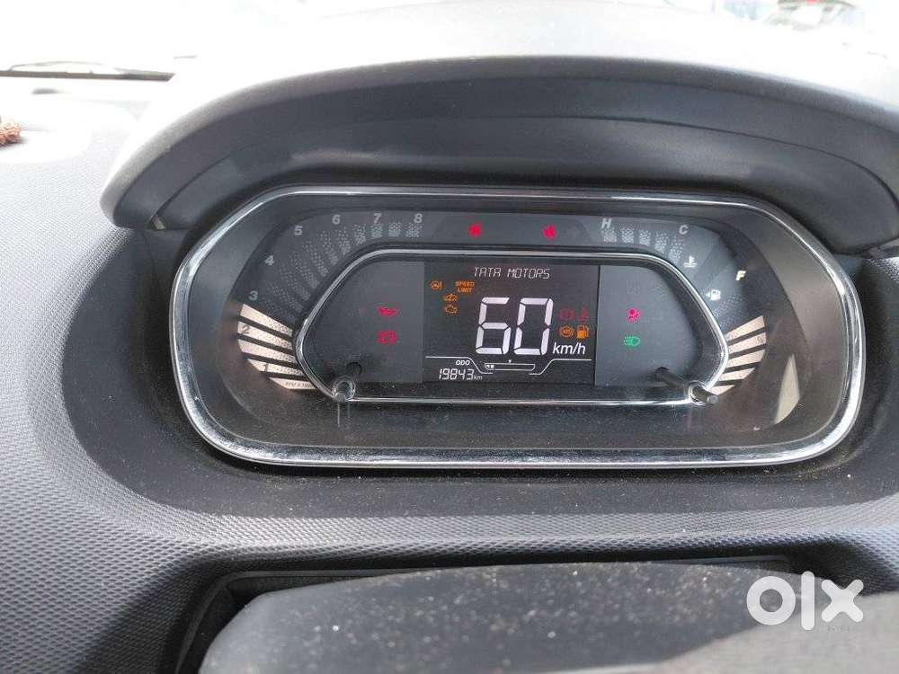 Tata Tigor Xza Plus, 2022, Petrol