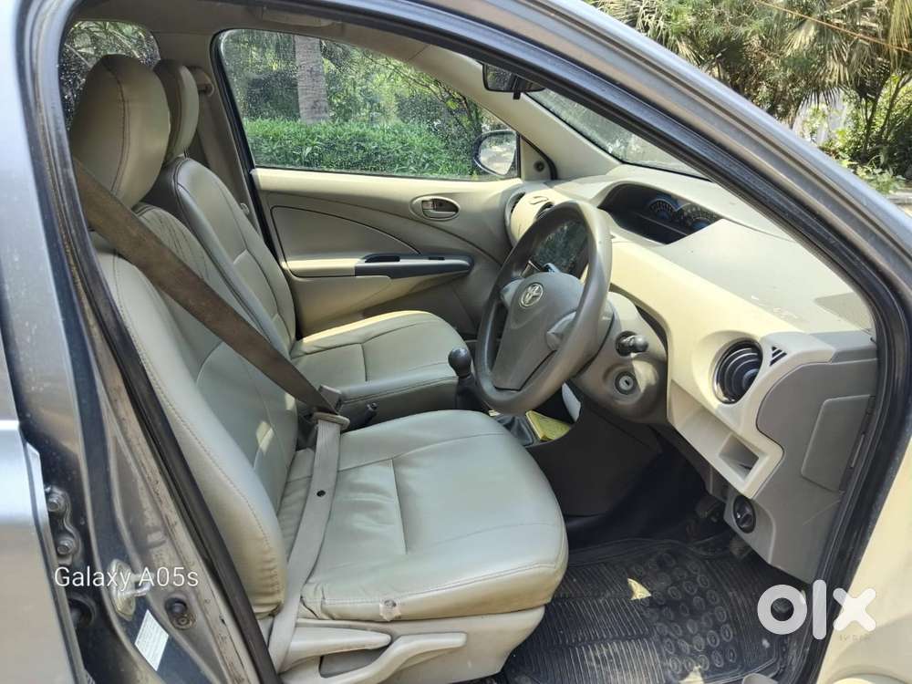 Toyota Etios Liva 1.2 G, 2016, Petrol