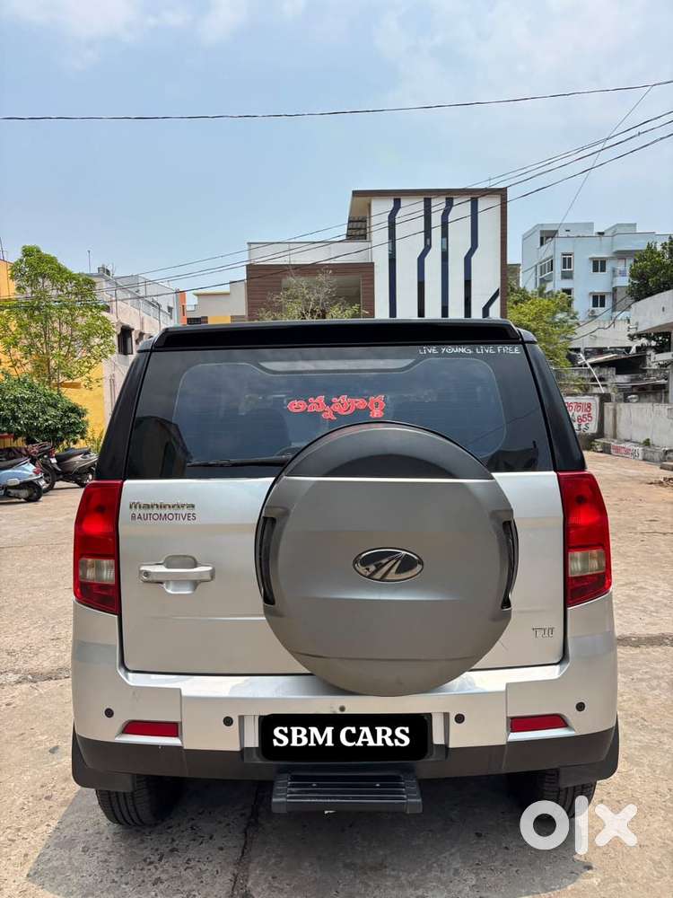 Mahindra Tuv 300 T10, 2018, Diesel