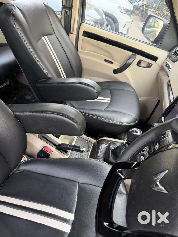 Scorpio Classic S11 Captain Seat