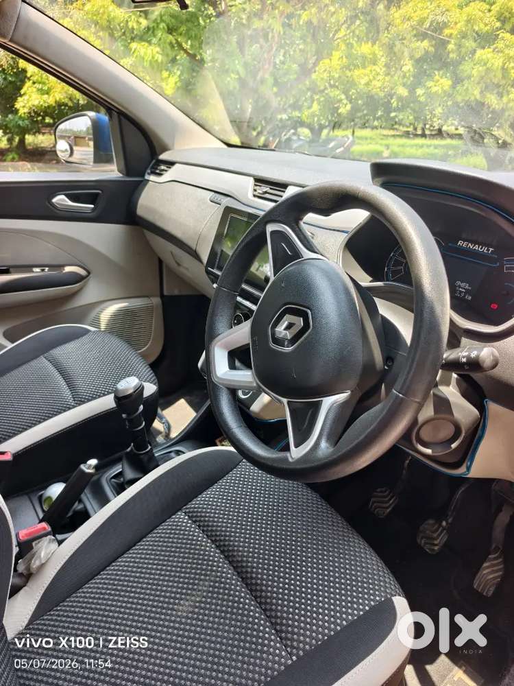 Renault Triber Gari Hai 7 Seater New Condition Mai Hai