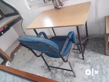 Study table with on sale chair olx