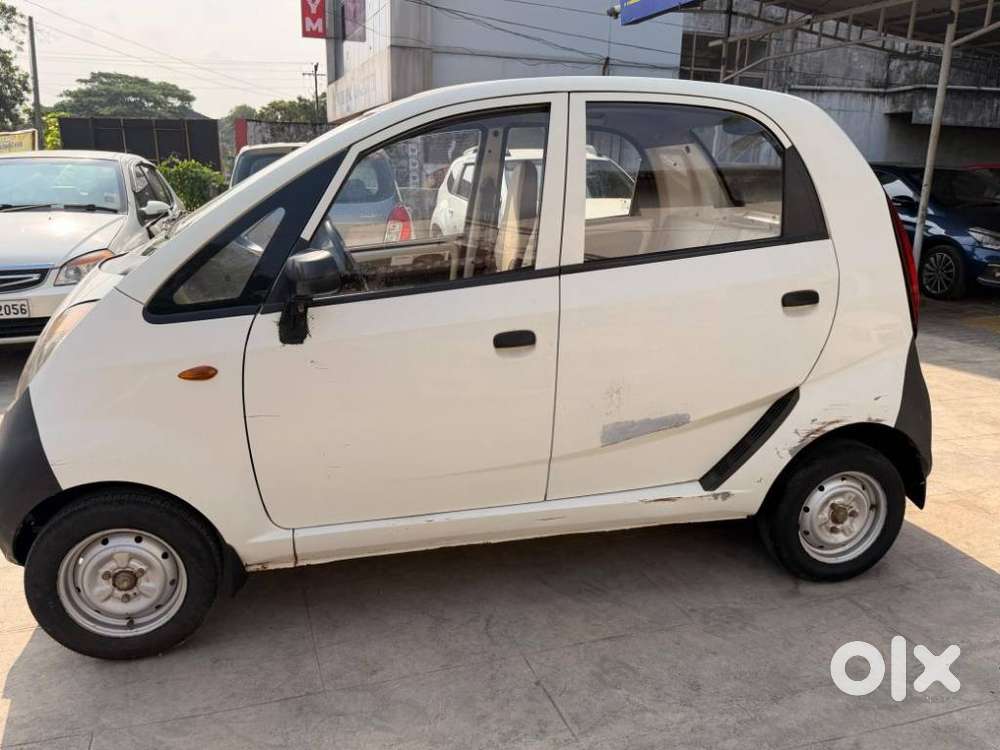 Tata Nano Xe, 2012, Petrol