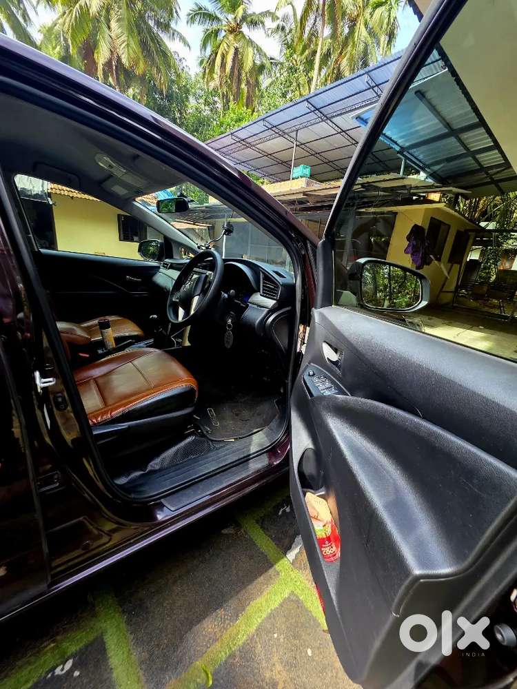 Toyota Innova Crysta 2017 Variant