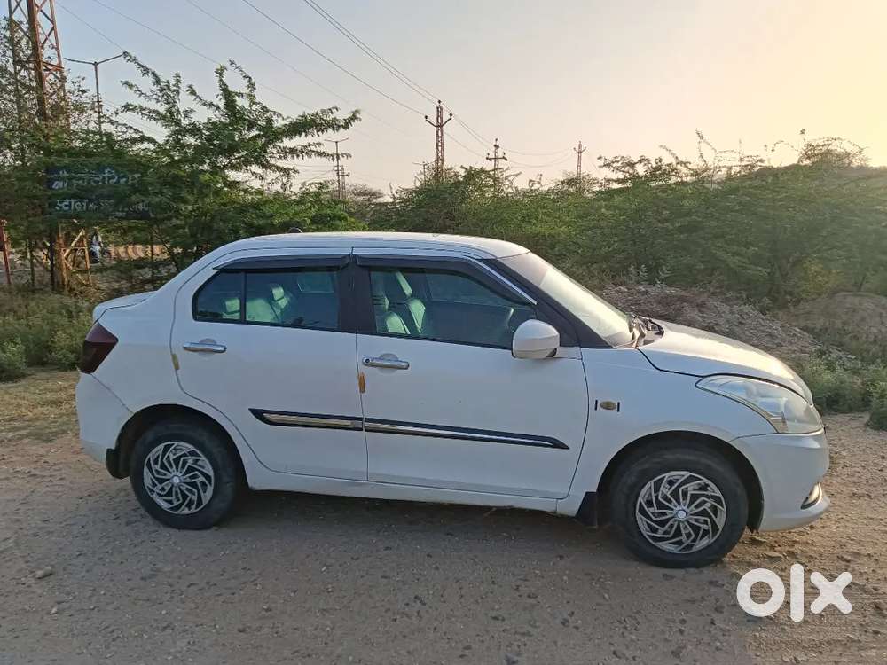 Maruti Suzuki Dzire 2017 Petrol 100000 Km Driven