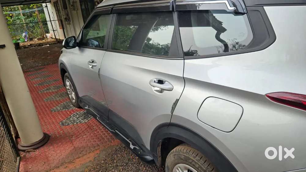 Kia Carens 2023 Petrol 12000 Km Driven