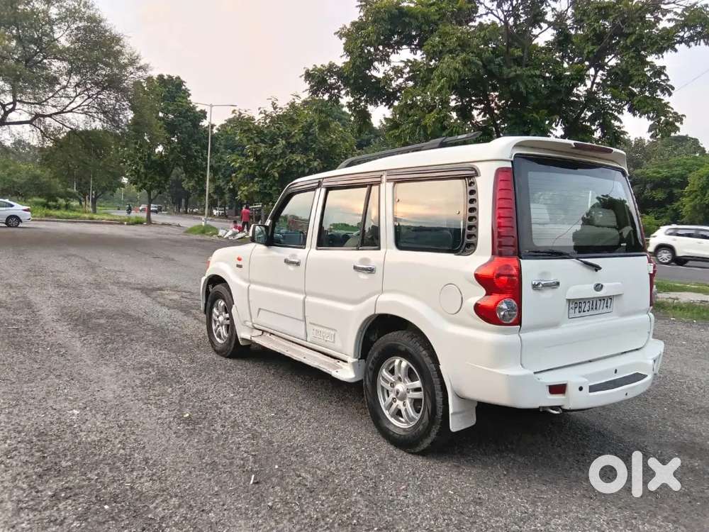 Mahindra Scorpio Classic 2012