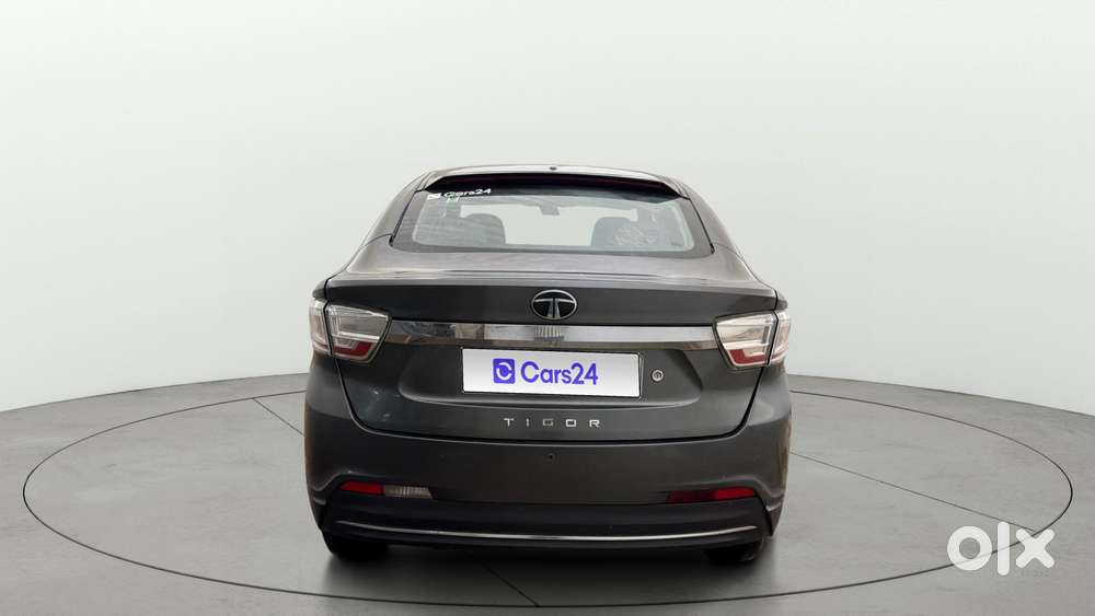 Tata Tigor Xm, 2025, Petrol