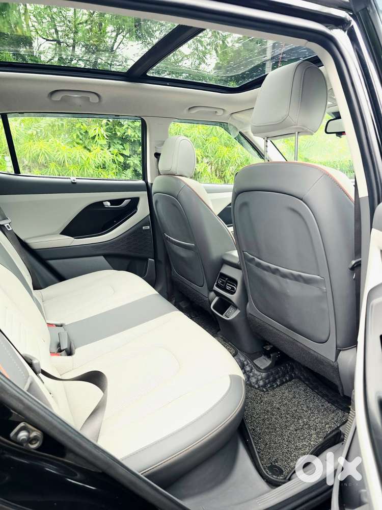 Hyundai Creta Sx (o) 1.5 Petrol Cvt, 2024, Petrol