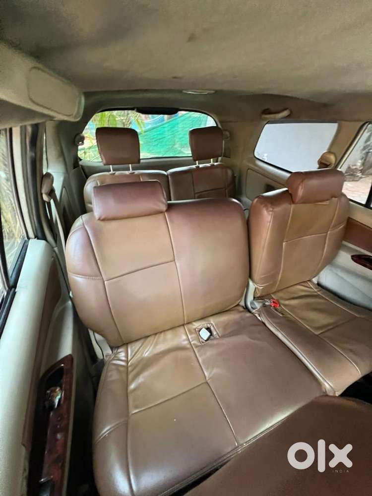 Toyota Innova 2013 Diesel 170000 Km Driven