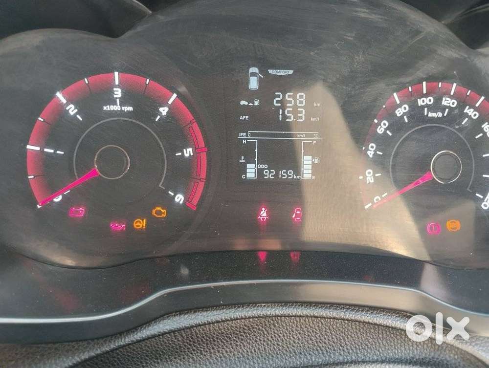 Mahindra Xuv 3xo Ax5 Ds Mt, 2021, Diesel