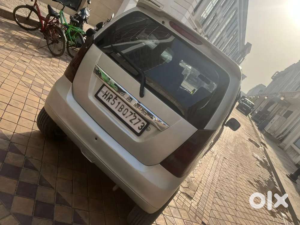 A One Condition With Company Fitied Cng Plus Petrol