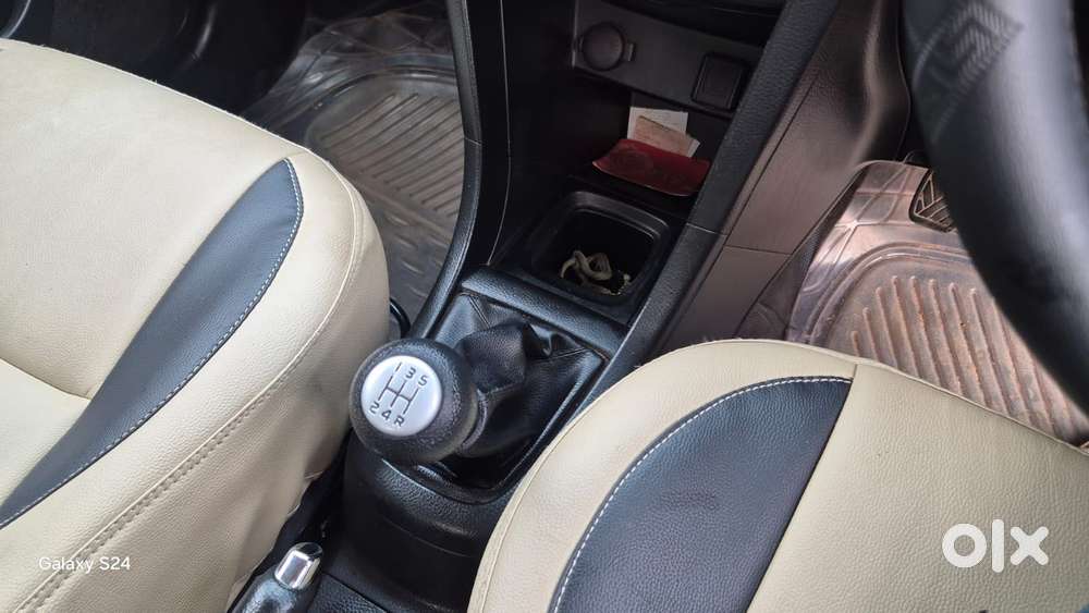 Maruti Suzuki Swift Vxi, 2013, Petrol