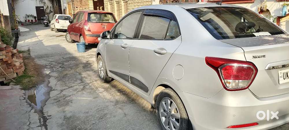 Xcent Sx 2016 Model, Rear Camera, Defogger. Well Maintained