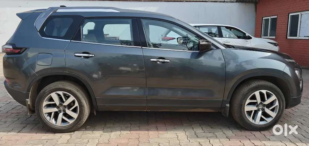 Tata Safari Diesel Automatic Top Model