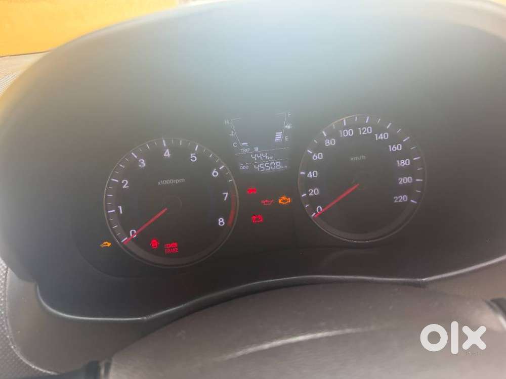 Prisitinely Maintained Hyundai Verna 1.6 Petrol  Just 45000 Km Driven