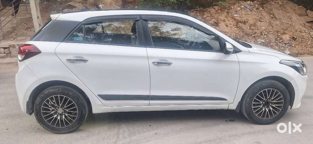 Hyundai I20 1.4 Sportz, 2015, Diesel