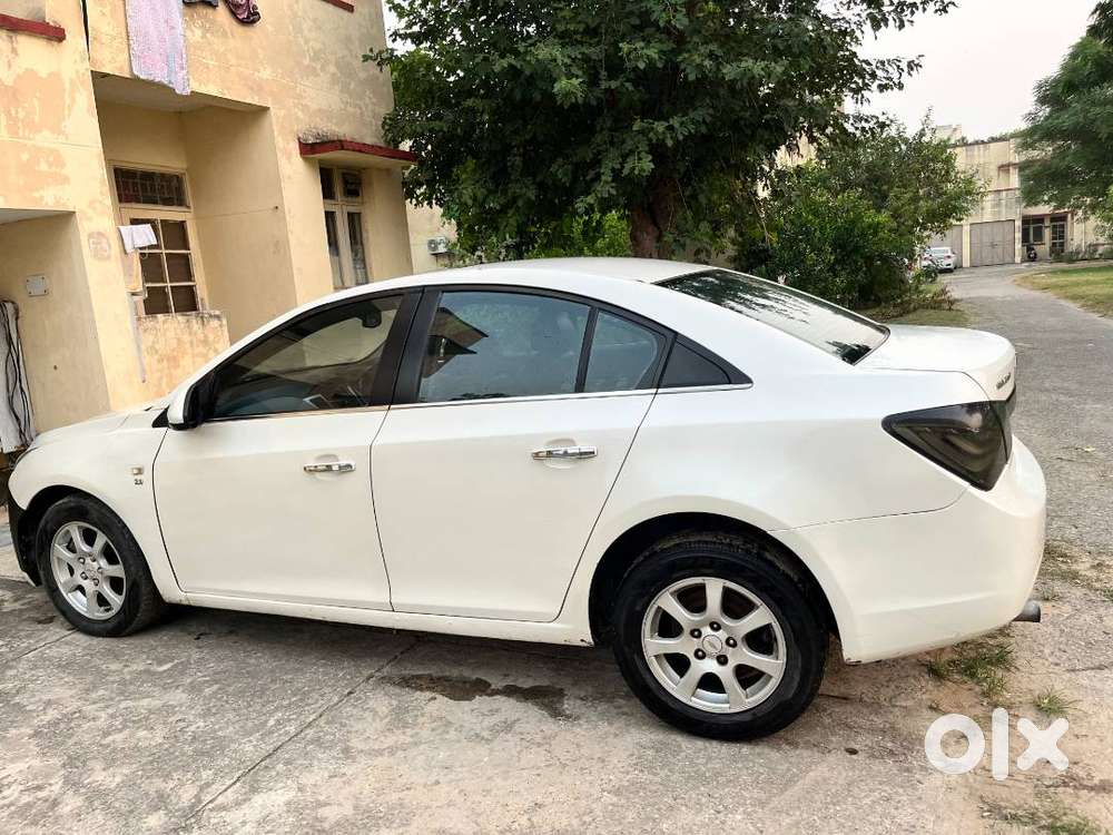 Chevrolet Cruze 2013 Diesel Well Maintained