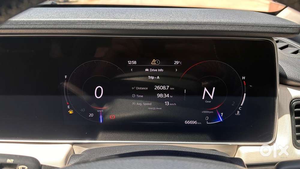 Mahindra Xuv700 2022 Petrol Good Condition