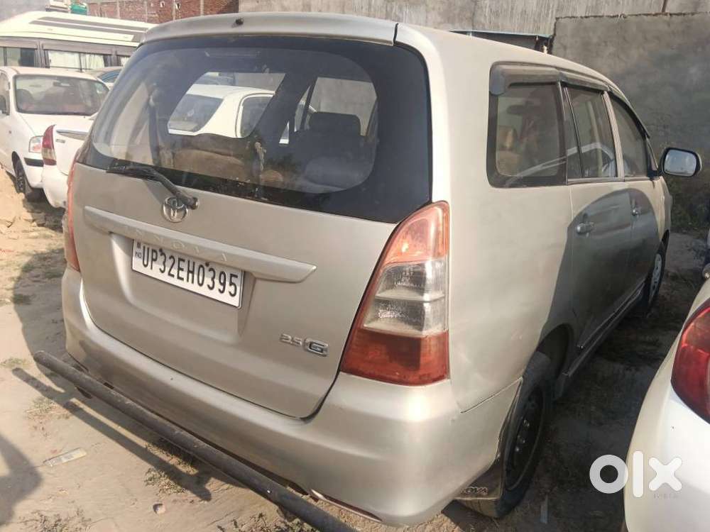 Toyota Innova 2.5 E Diesel Ms 8-seater, 2012, Diesel