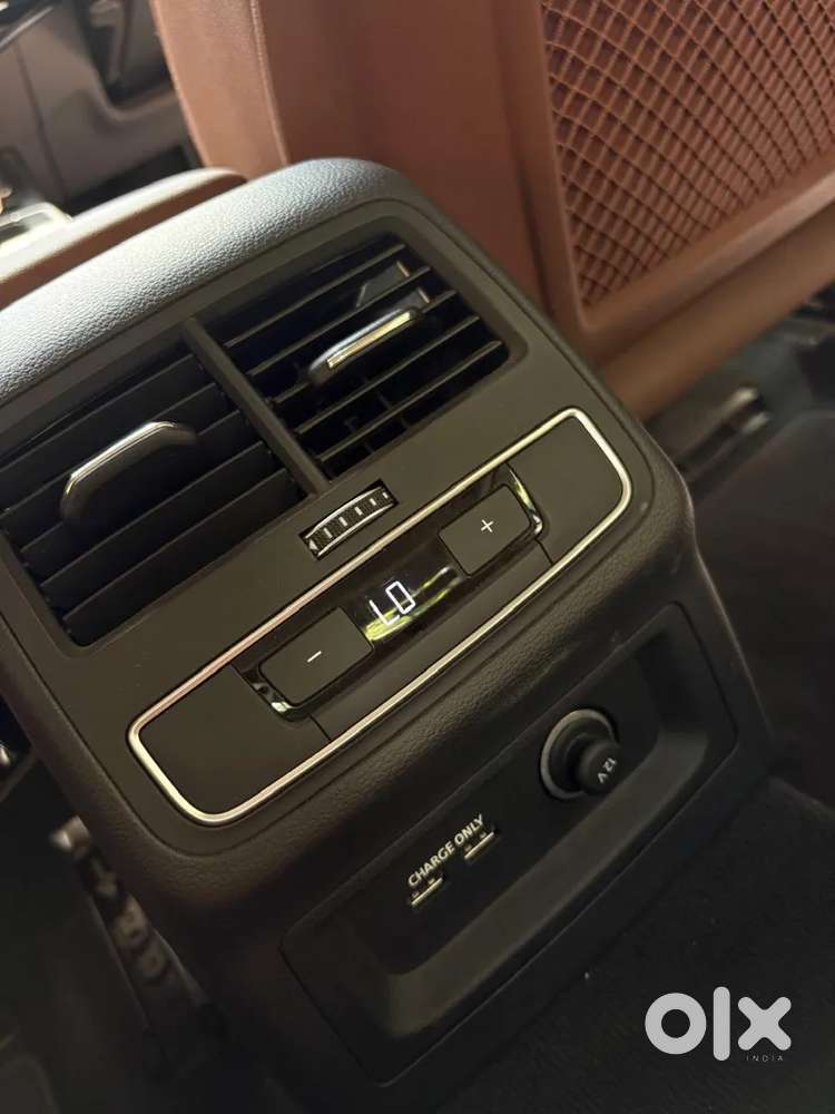 Audi A4 2.0 Technology 40 Tfsi, 2024, Petrol