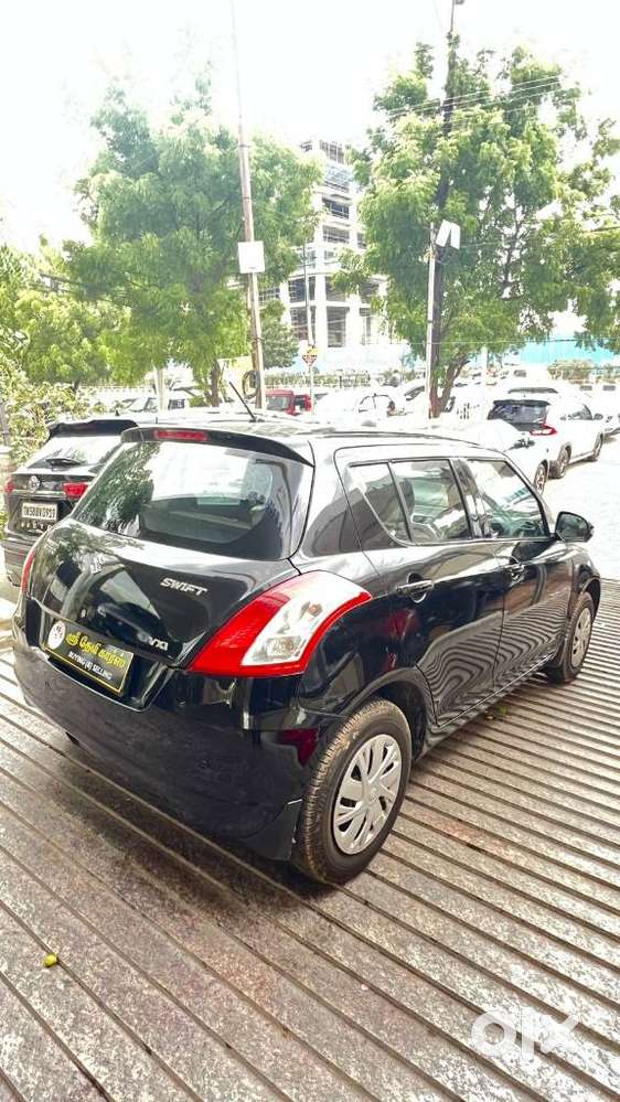 Maruti Suzuki Swift Zxi, 2012, Petrol