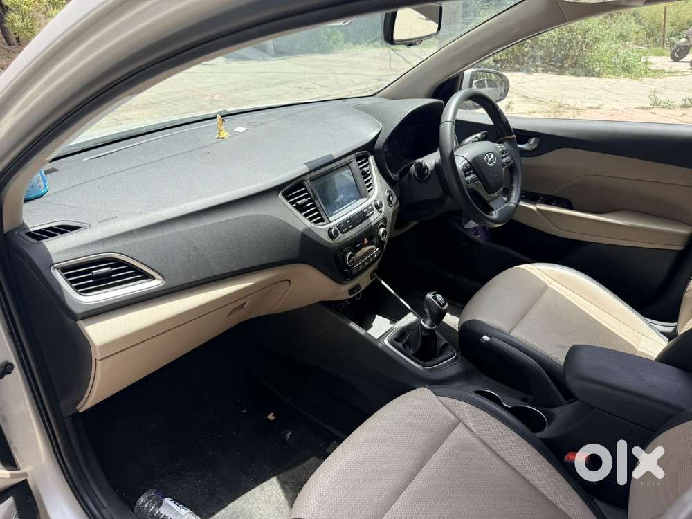 Hyundai Verna 1.5 Sx (o) Petrol Mt, 2018, Petrol