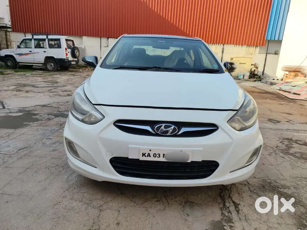 Hyundai Verna 2011 Petrol Well Maintained