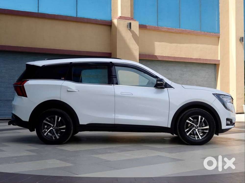 Mahindra Xuv700 2.2 Ax 5 Diesel At Str, 2022, Diesel
