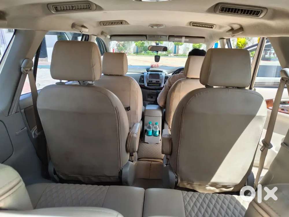 Toyota Innova 2014 Diesel 98000 Km Driven