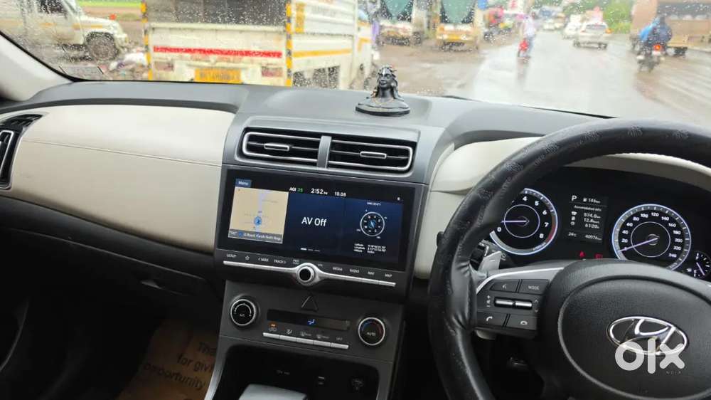 Hyundai Creta Facelift 2023 Petrol Automatic.price Is Negotiable