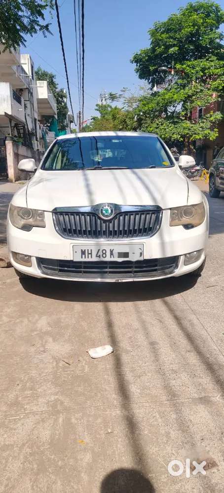 Skoda Superb 2011