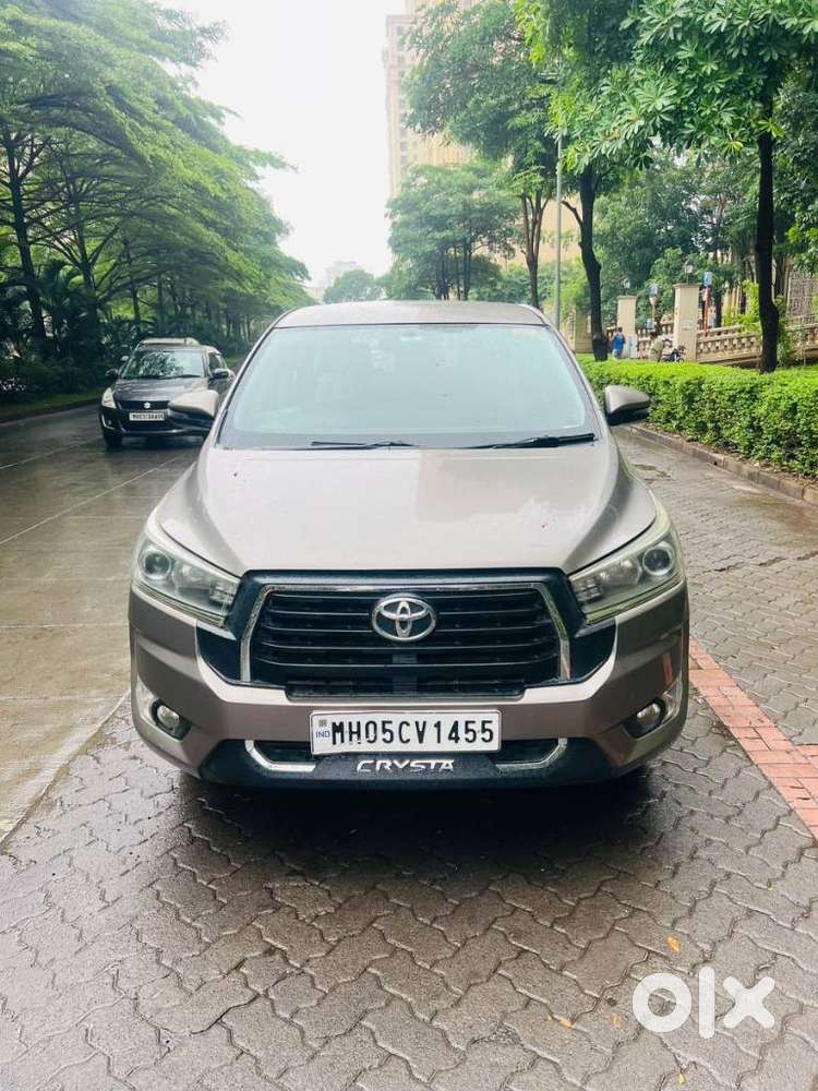 Toyota Innova Crysta 2.4 V 8 Str, 2016, Diesel