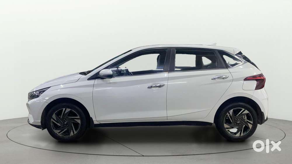Hyundai New I20 1.2 Asta Mt, 2022, Petrol