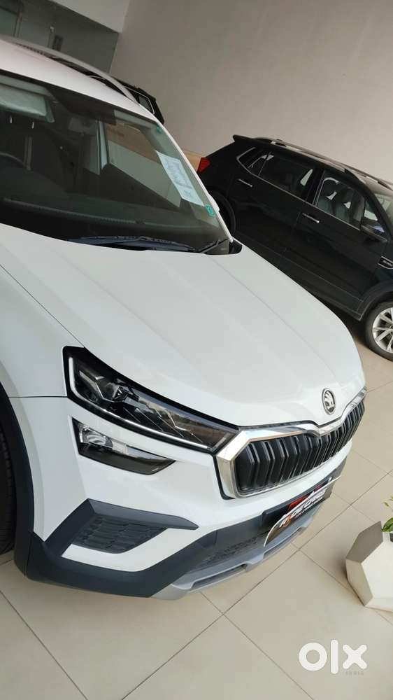Skoda Kushaq 1.0 Tsi Ambition At, 2023, Petrol