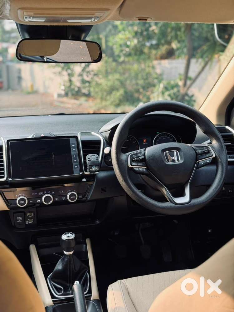Honda City V Mt Exclusive, 2024, Petrol