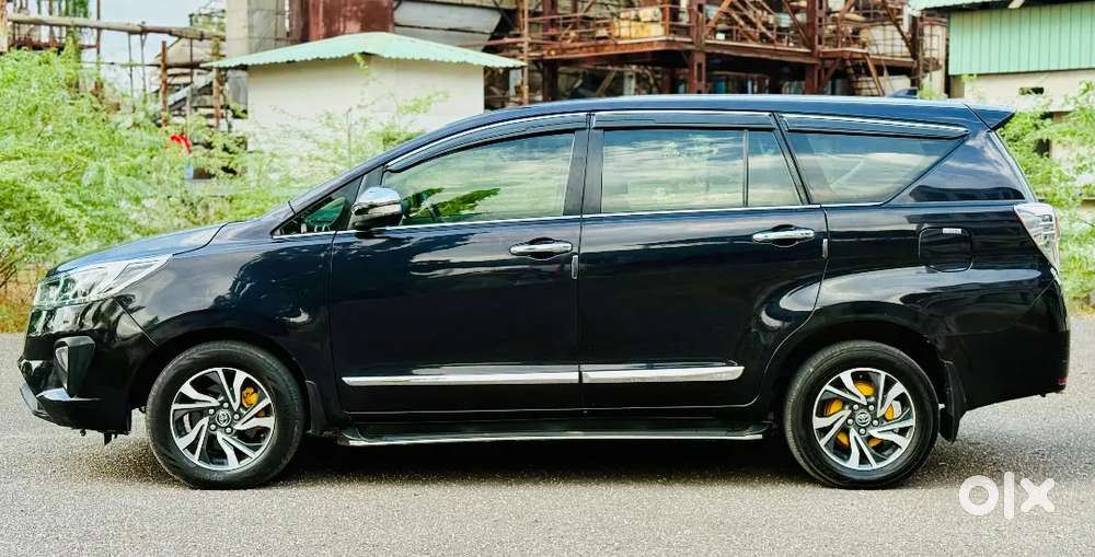 Toyota Innova Crysta 2.4 Vx 2021