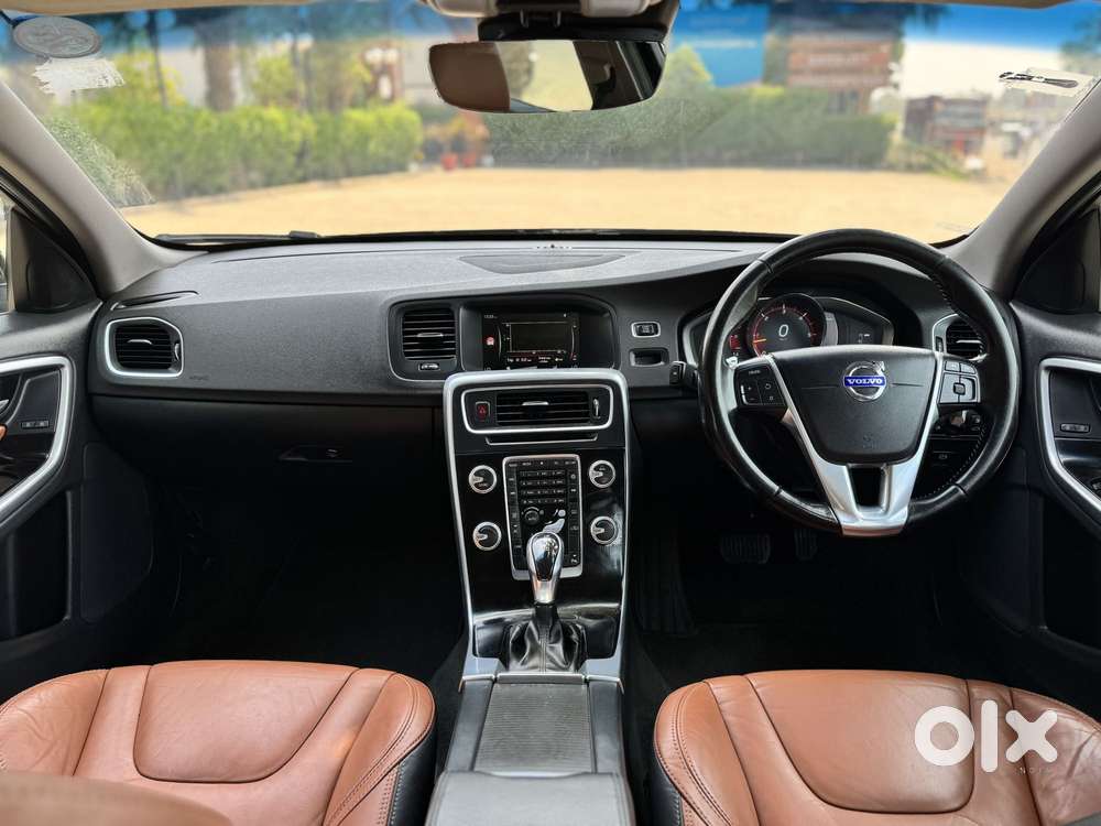 Volvo S60 D5 Inscription, 2016, Diesel