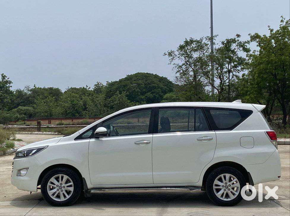 Toyota Innova Crysta 2.4 Vx Mt, 2018, Diesel