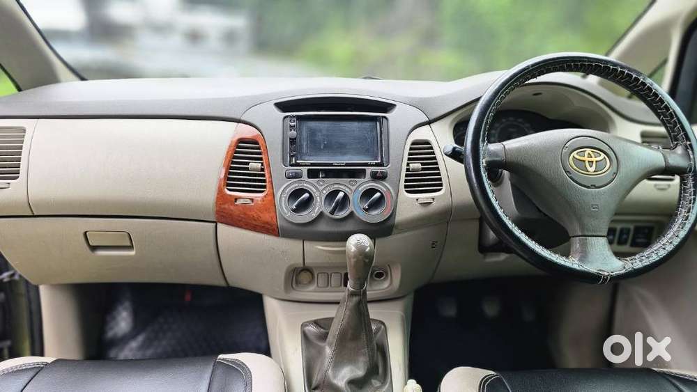 Toyota Innova 2.5 G (diesel) 7 Seater, 2011, Diesel