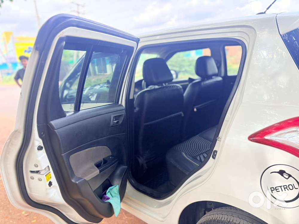 Maruti Suzuki Swift Petrol 2017