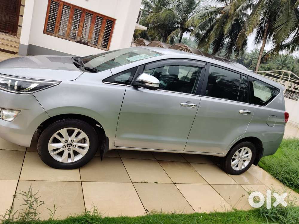 Toyota Innova Crysta 2016 Diesel Manual