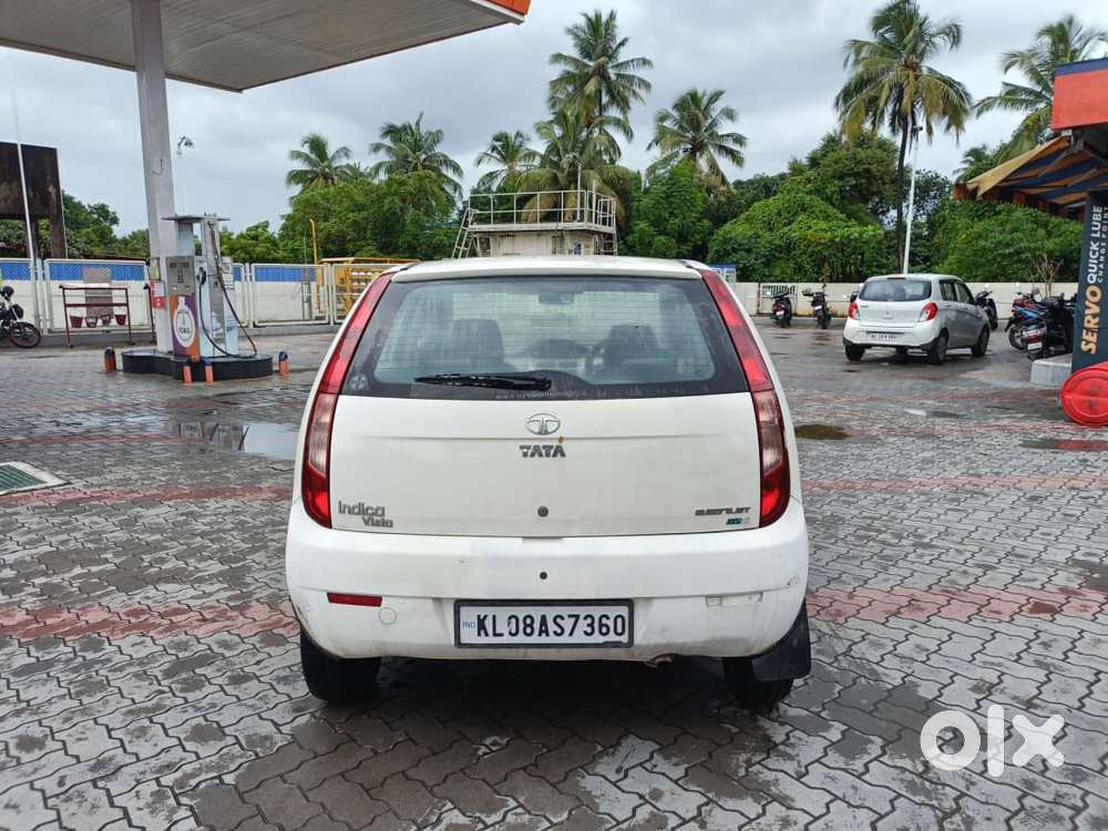 Tata Indica Vista Aura 1.3 Quadrajet (abs), 2010, Diesel