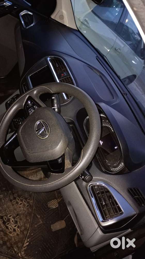Tata Tiago 1.2 Revotron Xz Plus, 2020, Petrol