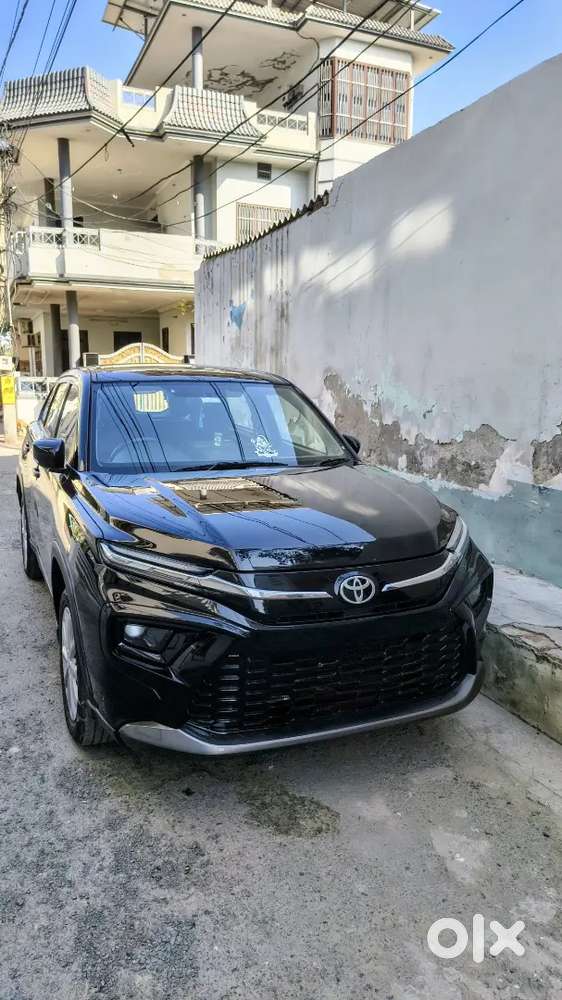 Toyota Urban Cruiser 2025 Drive Manual 1st