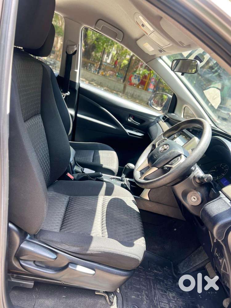 Toyota Innova Crysta 2.8 Gx At 8s, 2017, Diesel