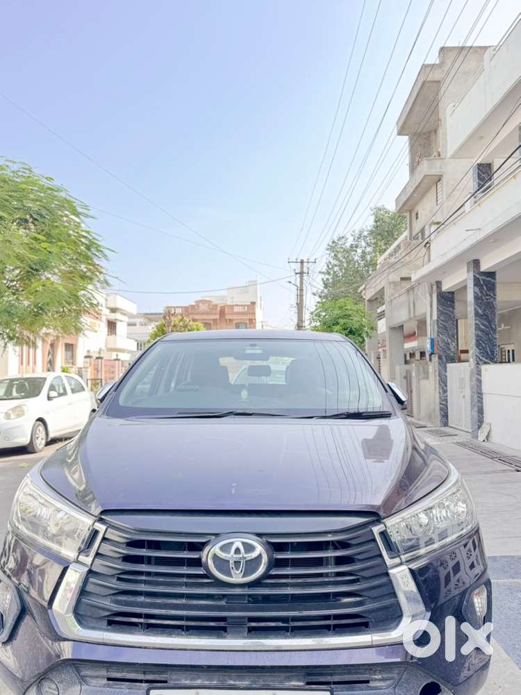 Toyota Innova Crysta 2021 Petrol 28080 Km Driven Arrogant Black Clr