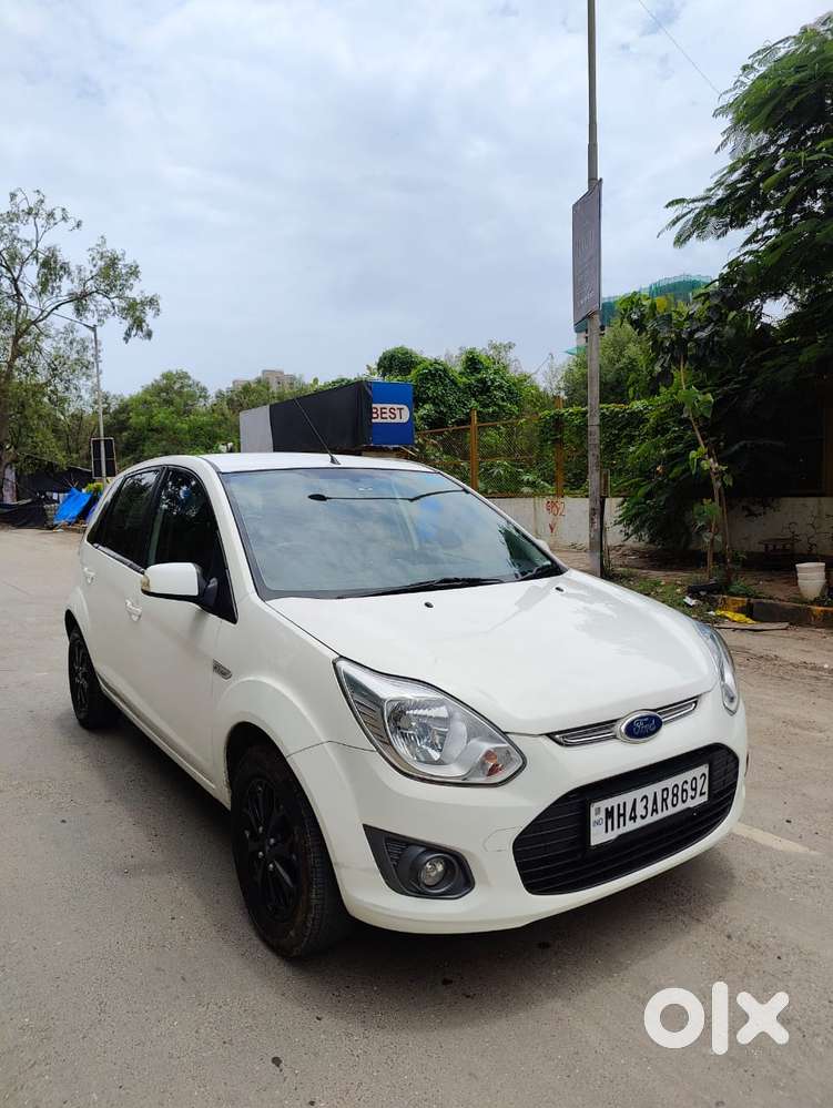 Ford Figo 2012-2015 Petrol Titanium, 2015, Petrol