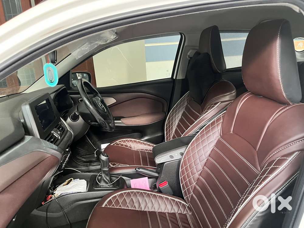 Maruti Suzuki Fronx 2024 Car