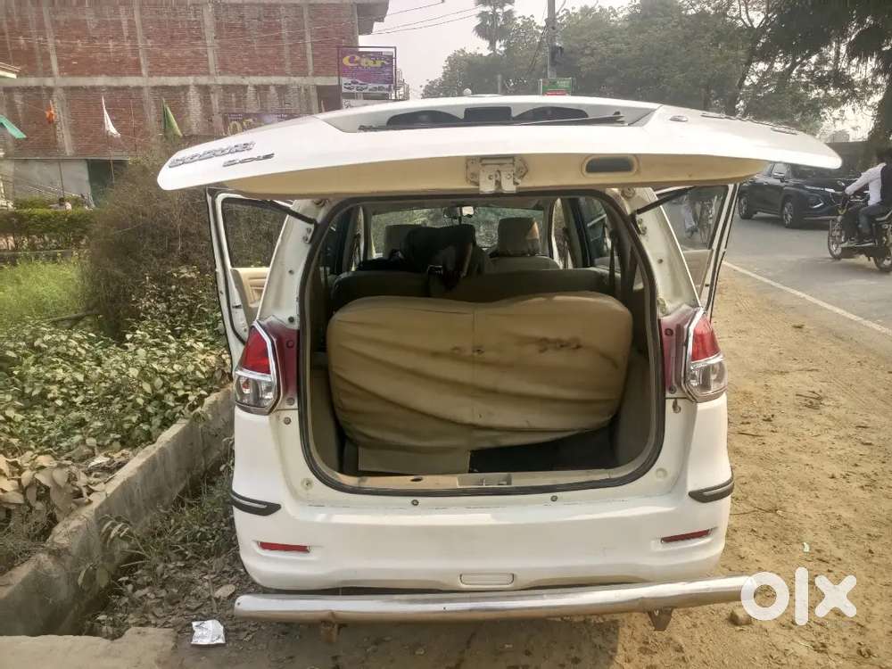 Maruti Suzuki Ertiga 2012